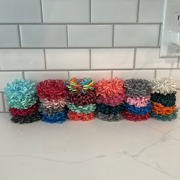 BUNDLE 24 pc HAIR TIES - Picture 10 of 14